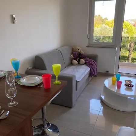 Apartment ****